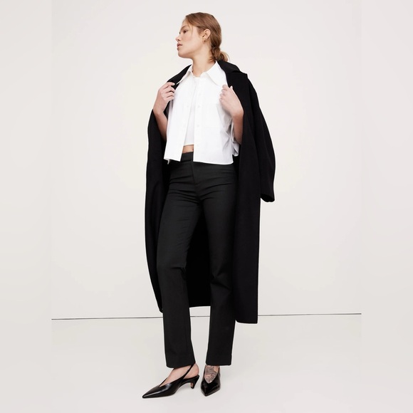 Banana Republic Pants - NWT Banana Republic Sloan Black Straight Fit Pants, size 4 Petite